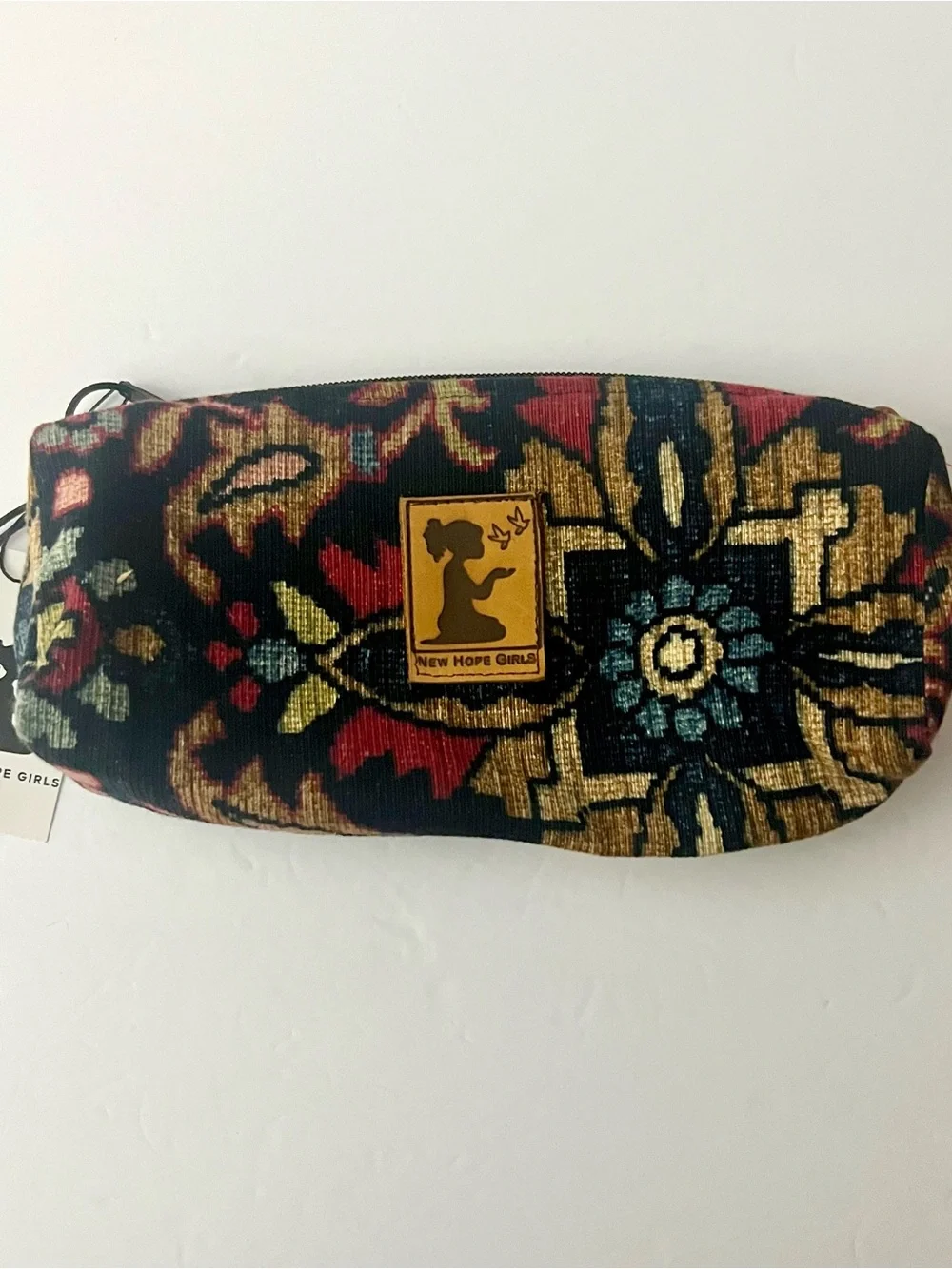 New Hope Girls Handmade Santiago Zipper Tapestry Pouch NWT